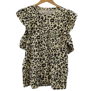 𝅺new leopard print "Bella Chic" top